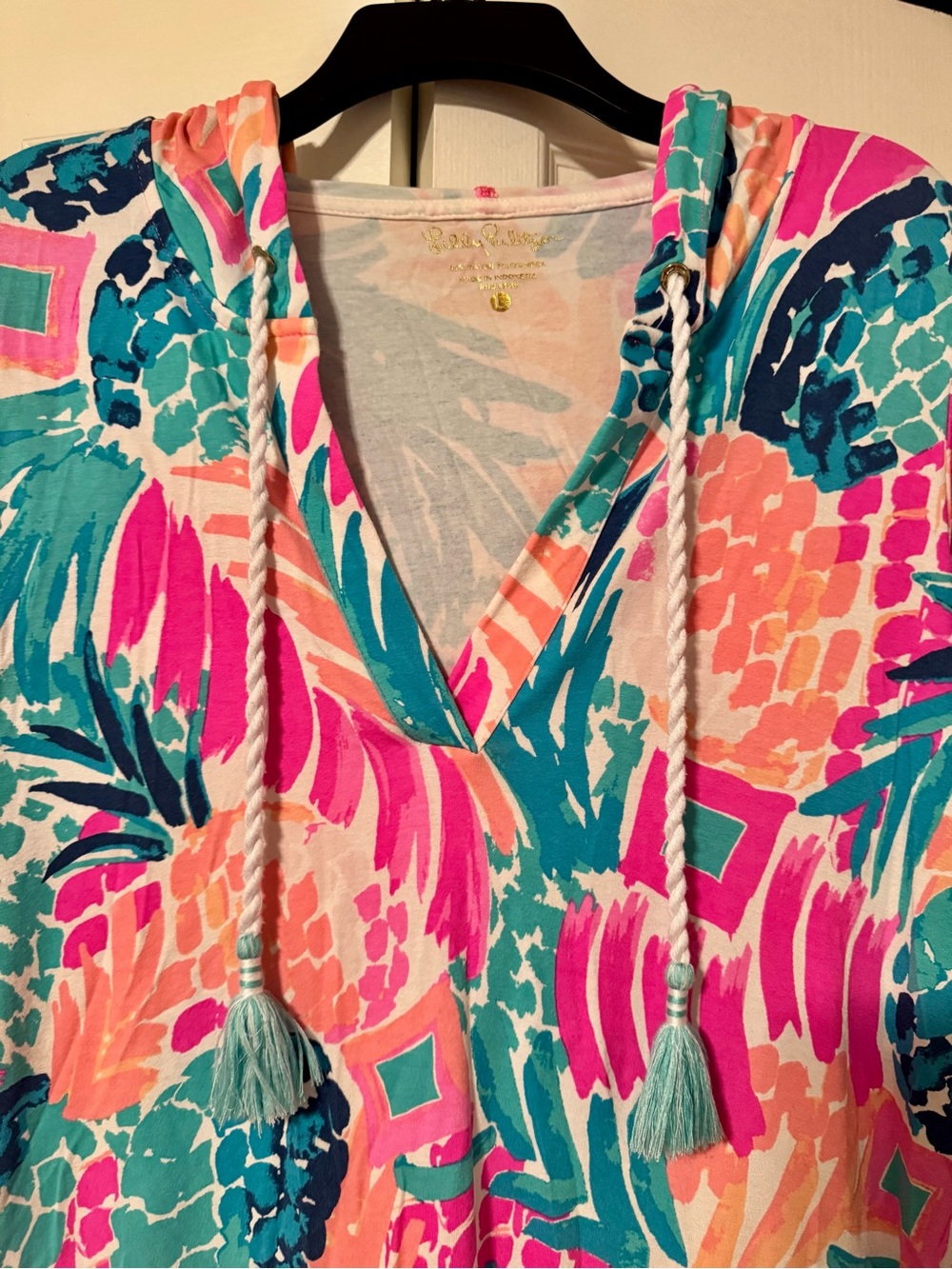 Lilly Pulitzer Tropical Print Hooded Tunic/Coverup - Picture 3 of 5